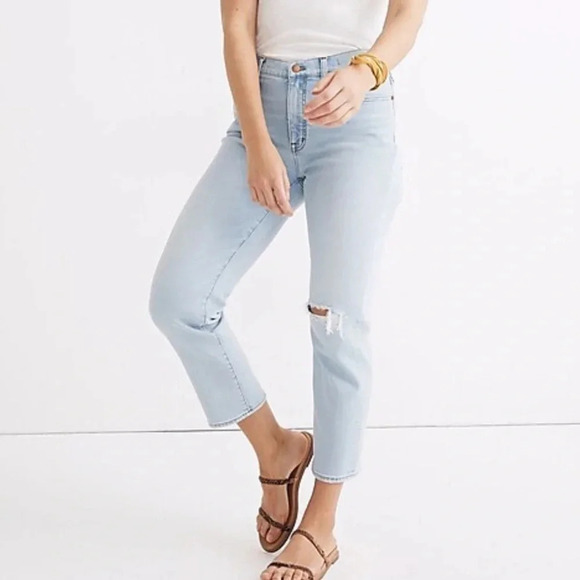 Madewell Denim - Madewell Mid-Rise Classic Straight Jeans in Wellingford Wash women’s size 28